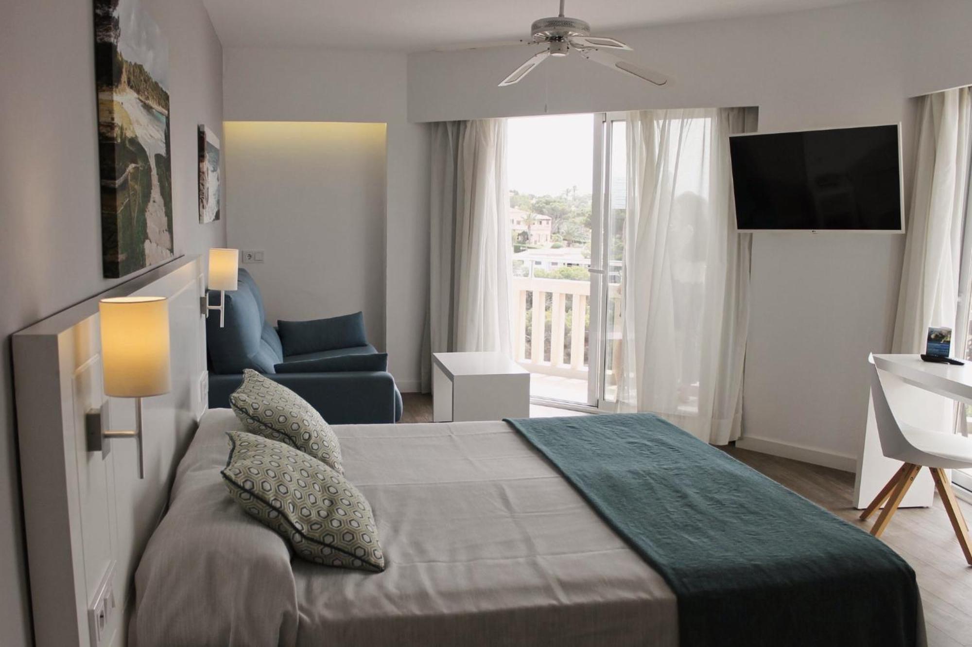 Hotel Pinos Playa Santanyi Eksteriør bilde