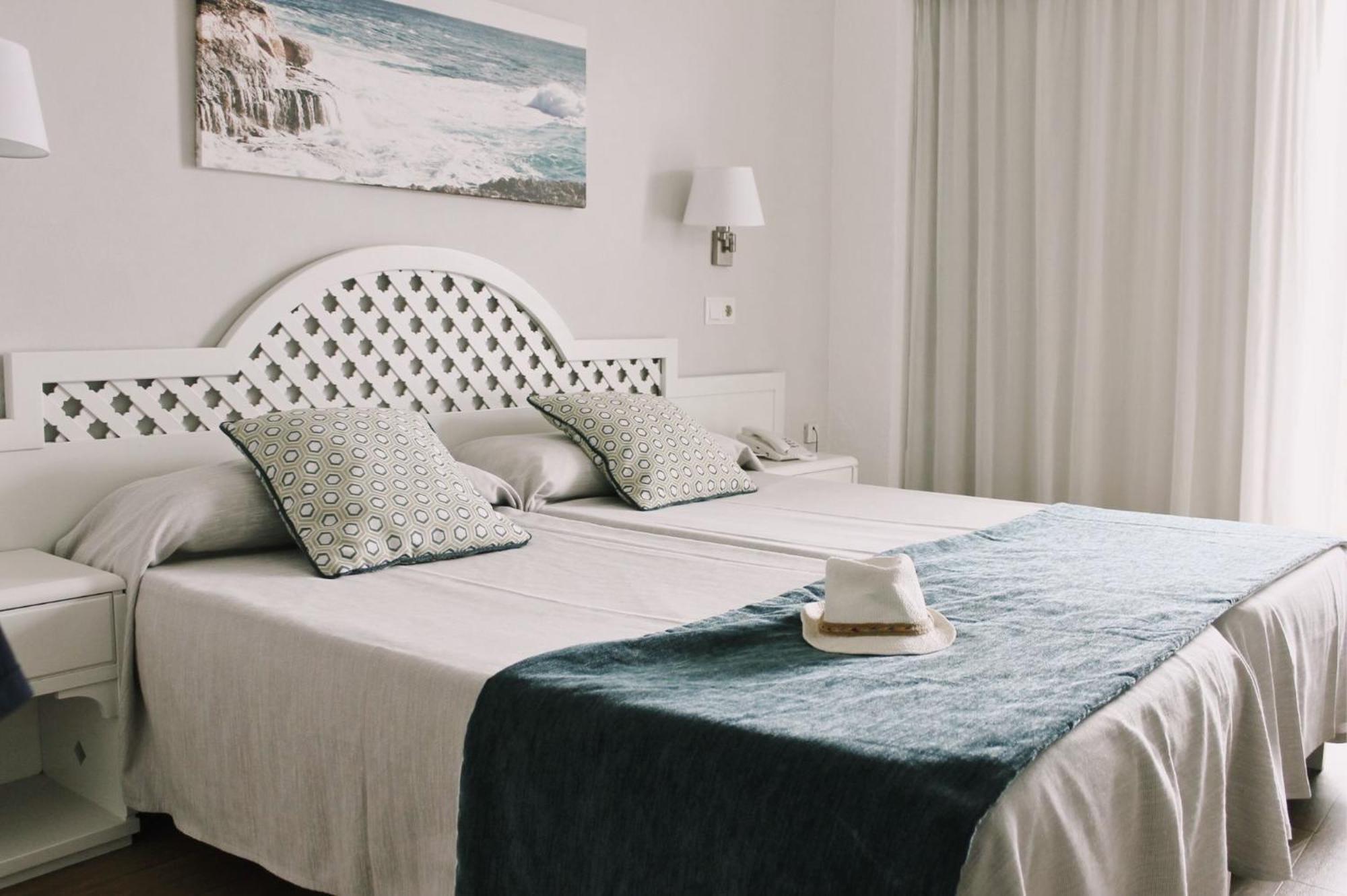 Hotel Pinos Playa Santanyi Eksteriør bilde