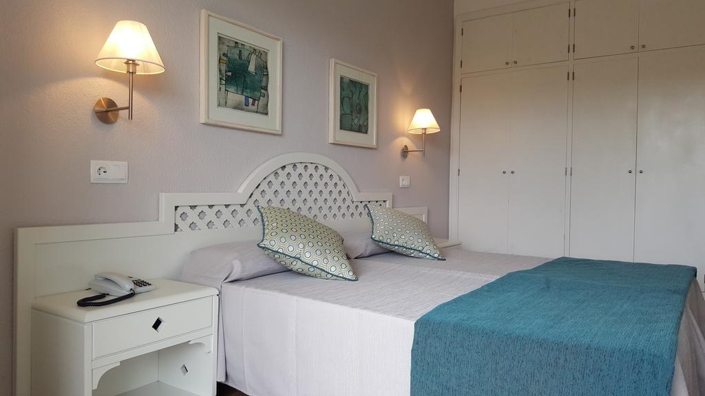 Hotel Pinos Playa Santanyi Eksteriør bilde